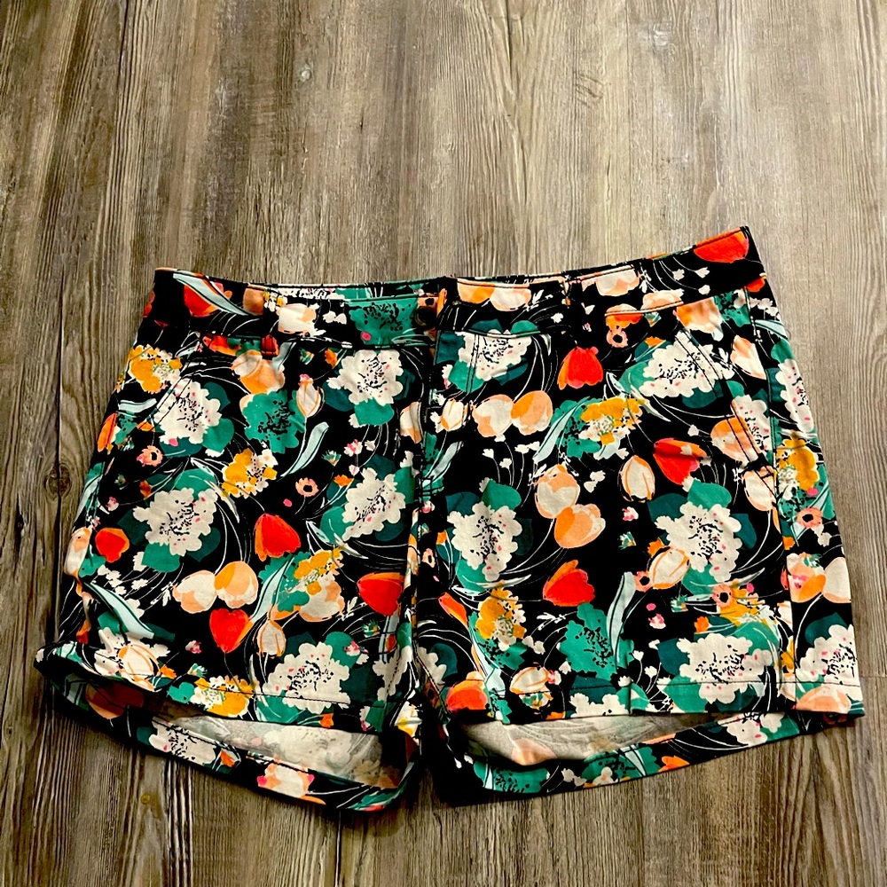 ANA NWOT sz 12 floral twill shorts
